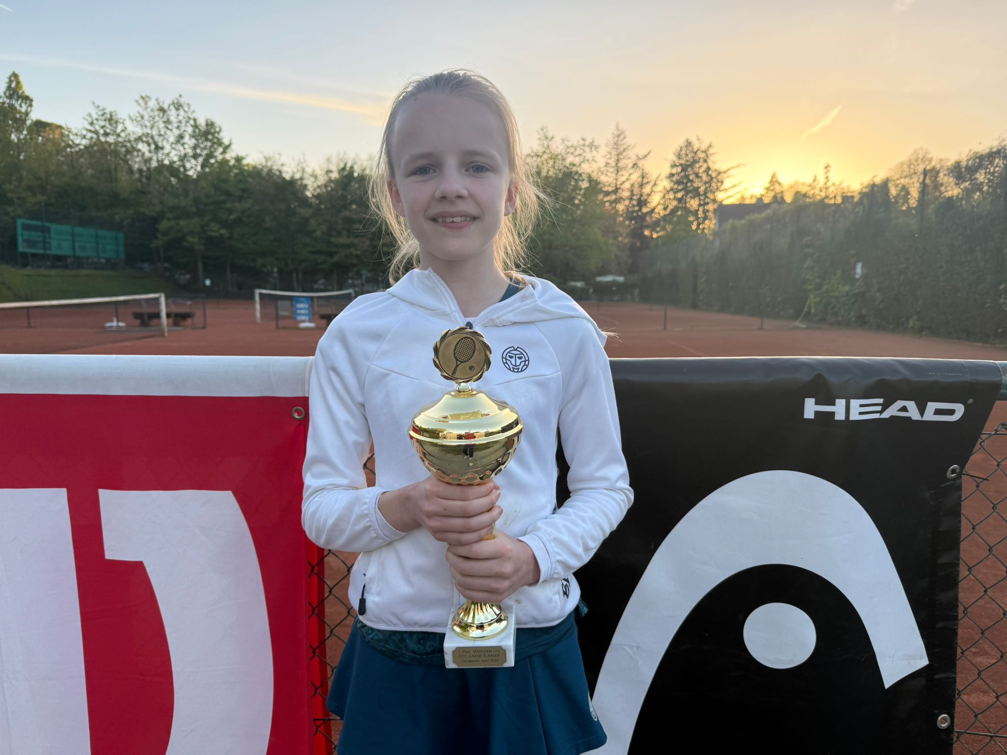 Vivianna Sutor gewinnt die Juniorinnen U12 in Osnabrück