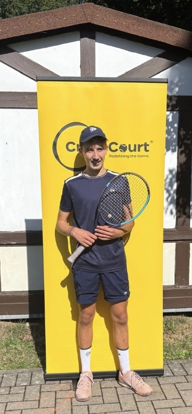 Linus Heubach beim 77. TVO Bremen Junior Cup erfolgreich